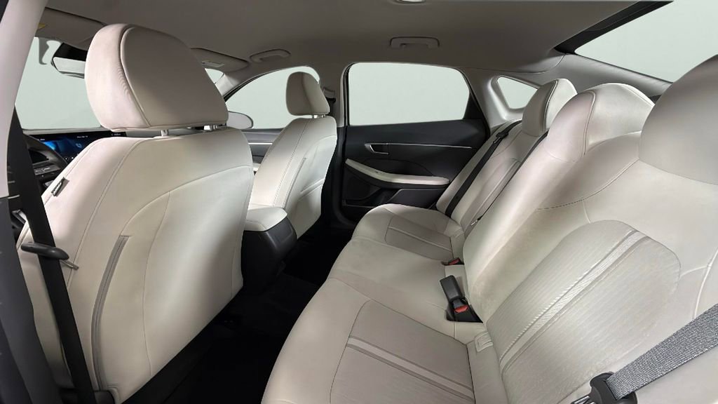 Used 2025 Hyundai Sonata SE image 25