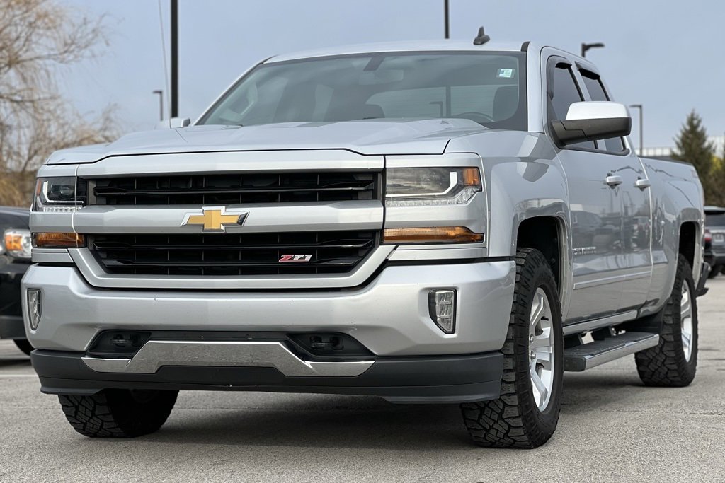 Used 2018 Chevrolet Silverado 1500 LT w/ All Star Edition image 14