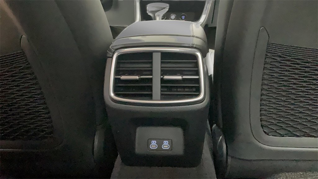 New 2026 Genesis G70 2.5T image 11