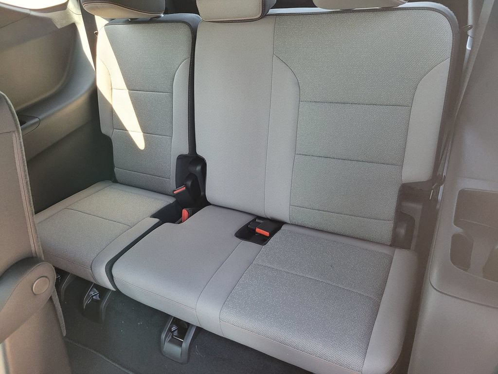 New 2026 Chevrolet Traverse LT w/ Enhanced Driving Package FWD image 8