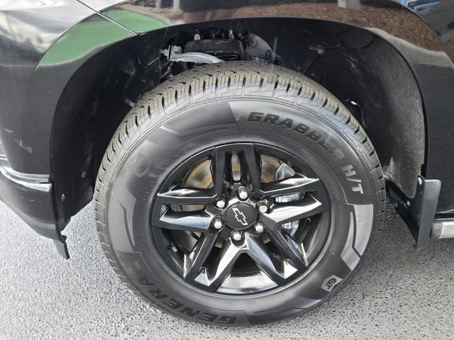 Used 2020 Chevrolet Silverado 1500 High Country w/ Technology Package image 8