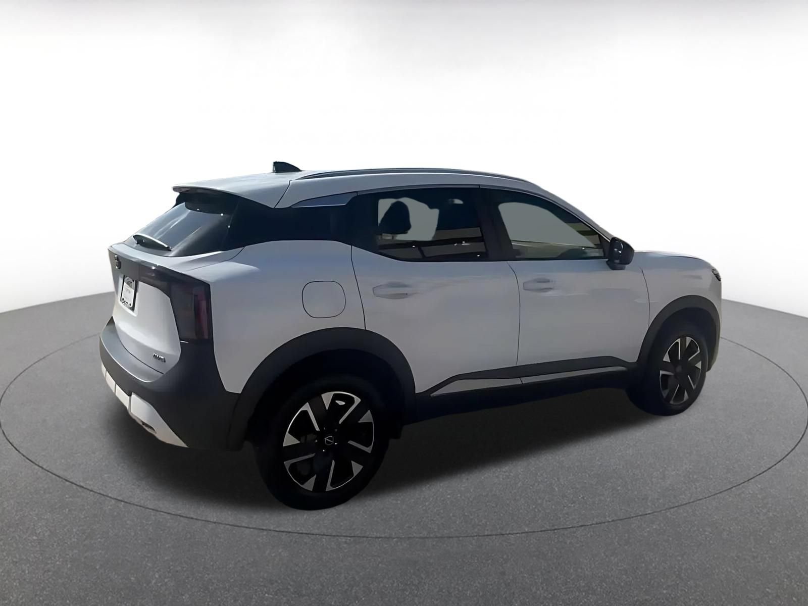 Used 2026 Nissan Kicks SV w/ Cold Weather Package AWD/4WD image 13