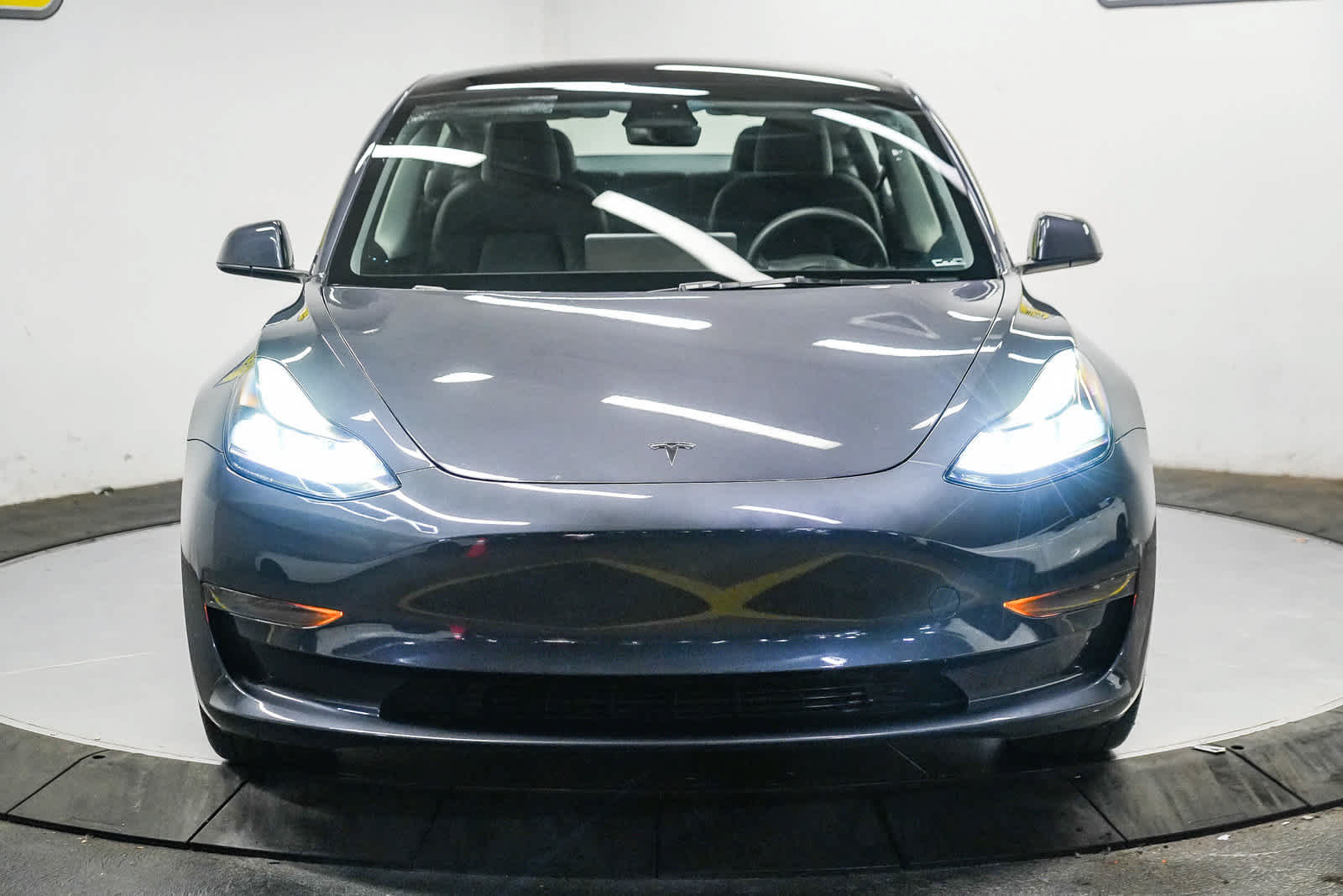 Used 2023 Tesla Model 3 Standard Range RWD image 4