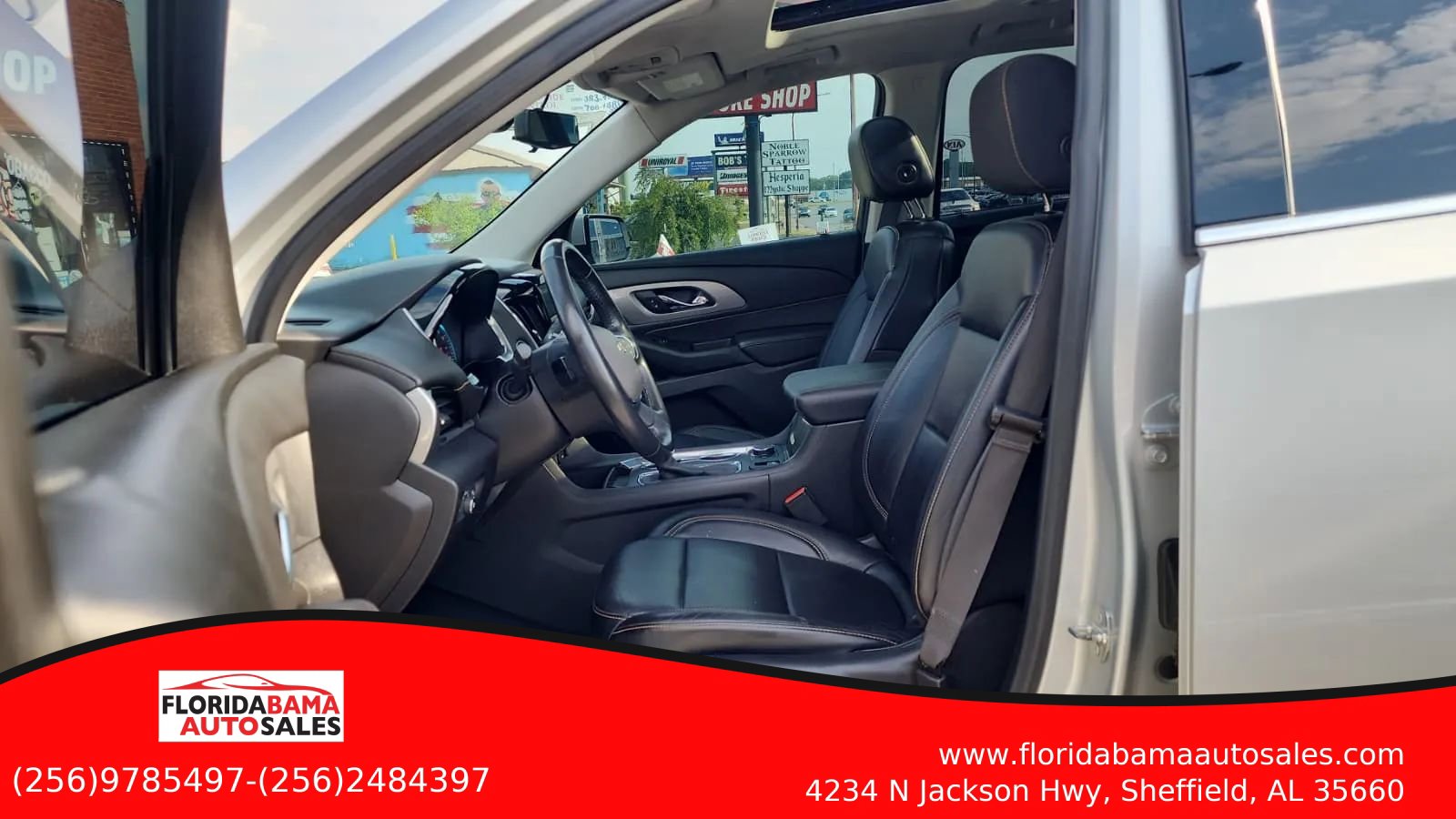 Used 2018 Chevrolet Traverse LT FWD image 18
