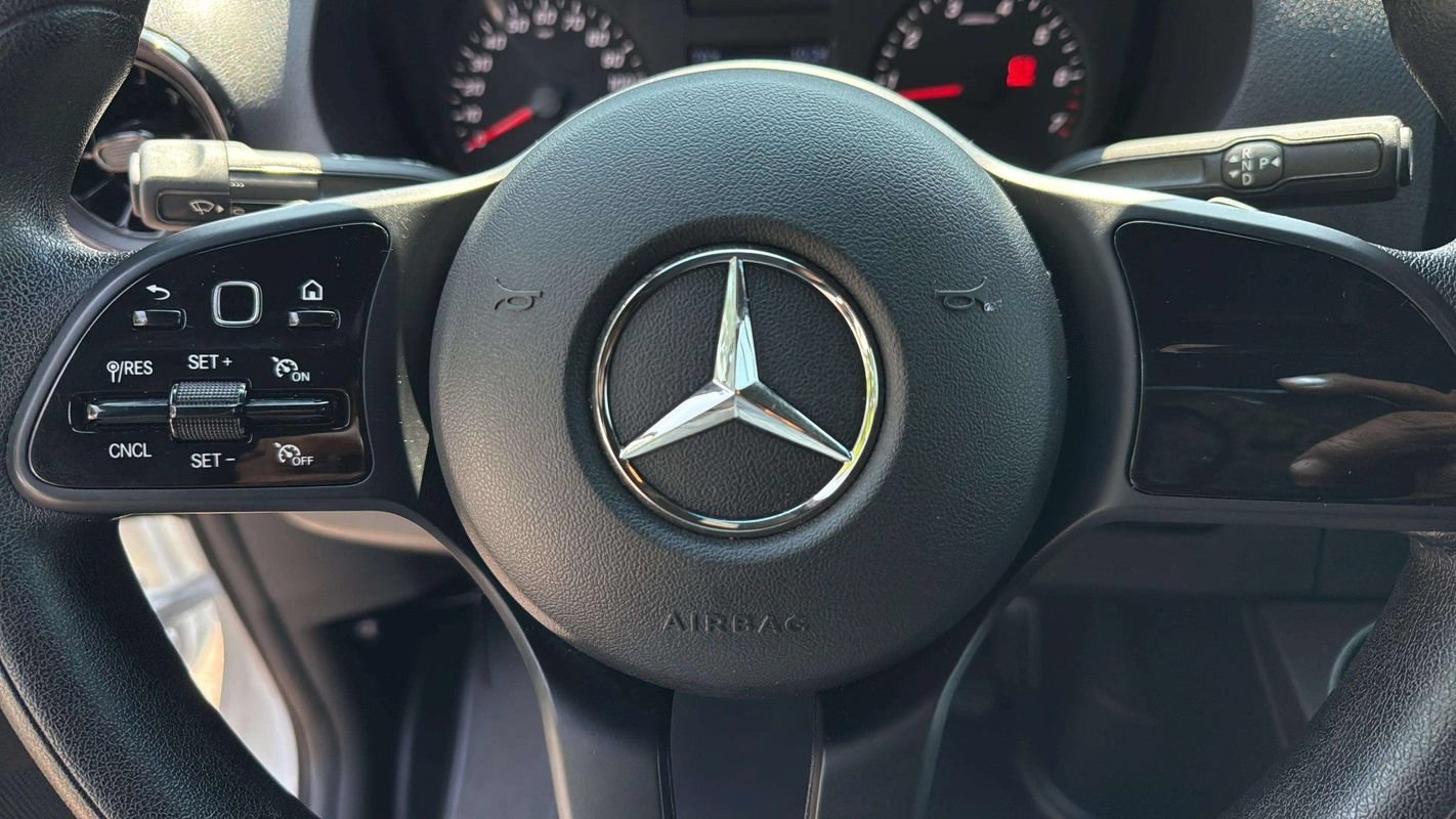 Used 2020 Mercedes-Benz Sprinter 2500 image 10