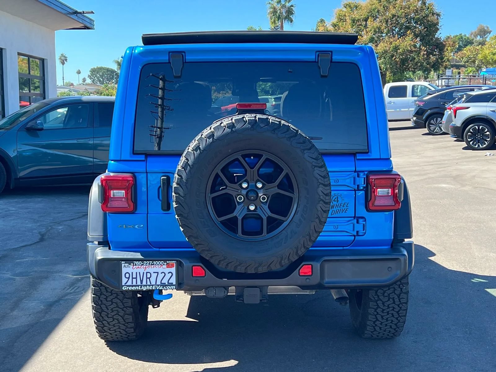 Used 2024 Jeep Wrangler Unlimited AWD/4WD image 7