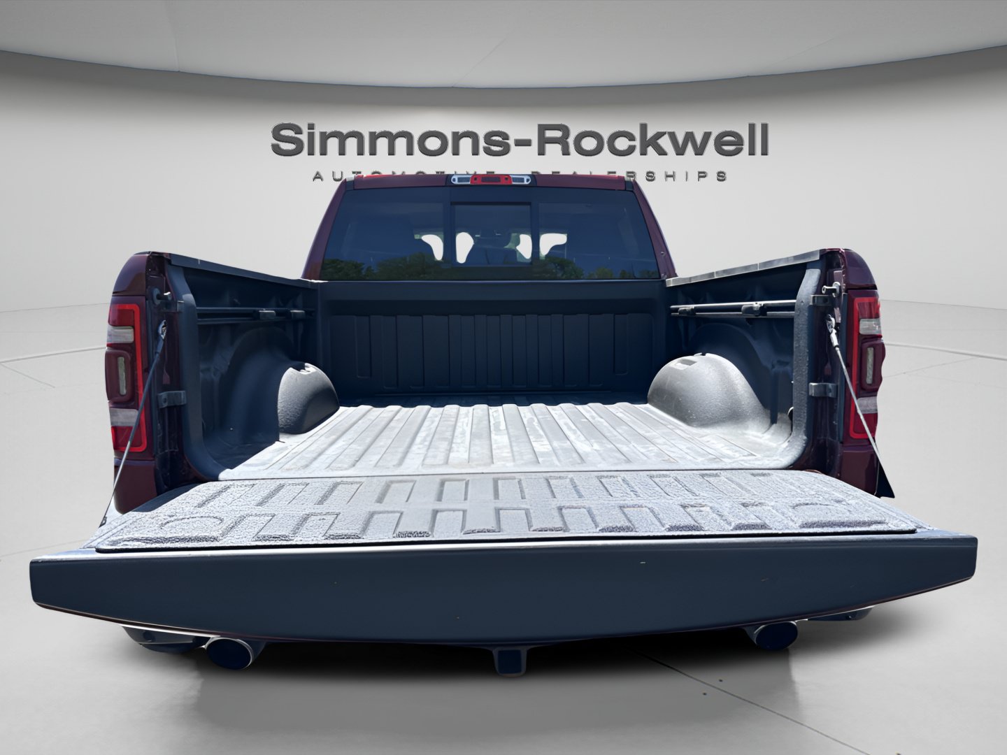 Used 2021 RAM 1500 Laramie AWD/4WD image 8