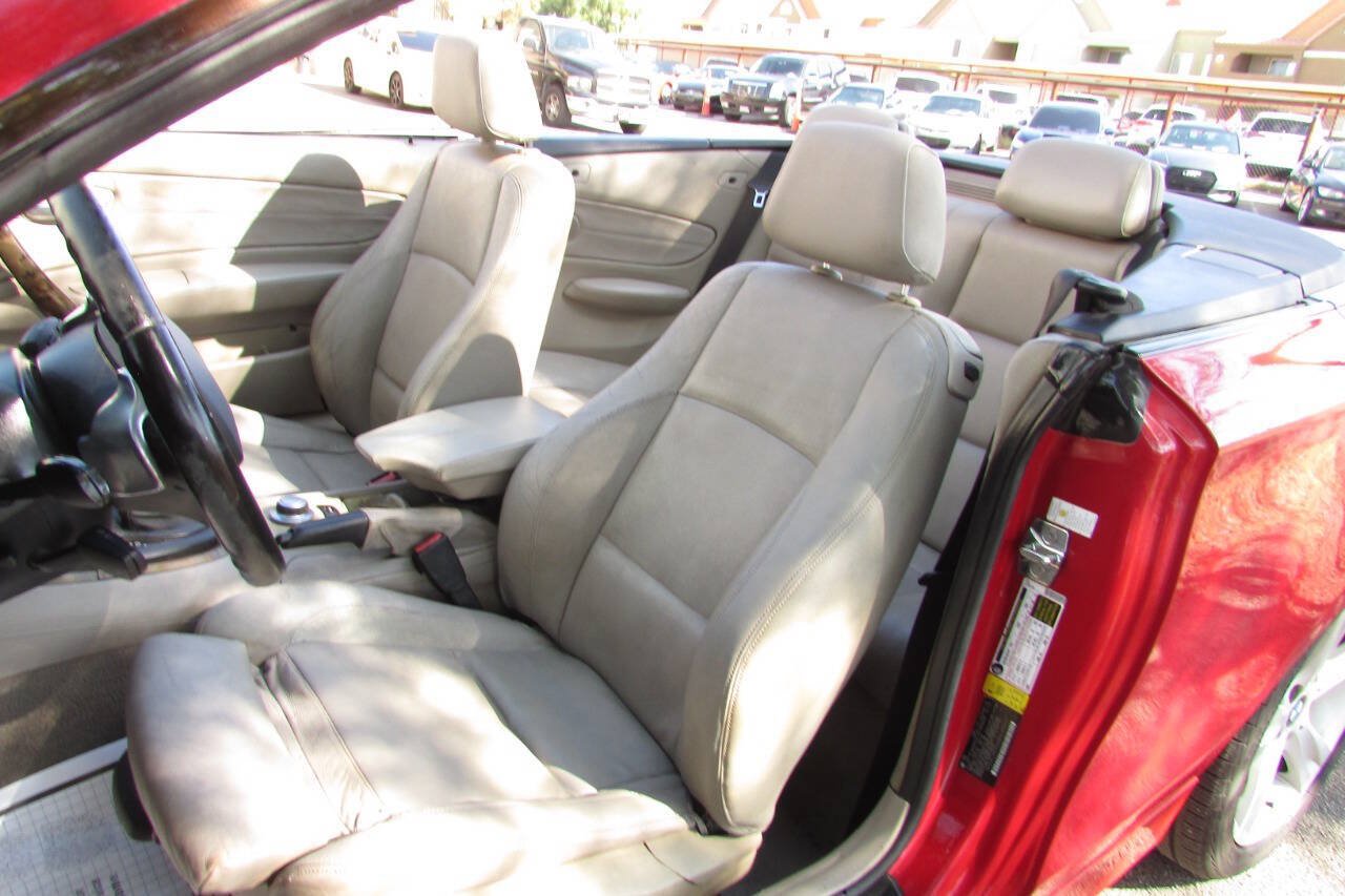 Used 2008 BMW 128i Convertible RWD image 19