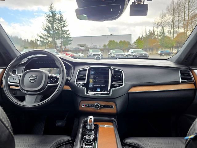 Used 2017 Volvo XC90 T8 Excellence image 10