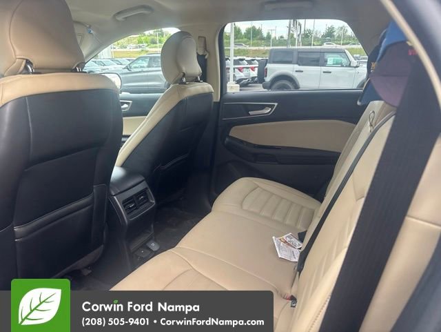 Used 2019 Ford Edge SEL w/ Equipment Group 201A AWD/4WD image 11