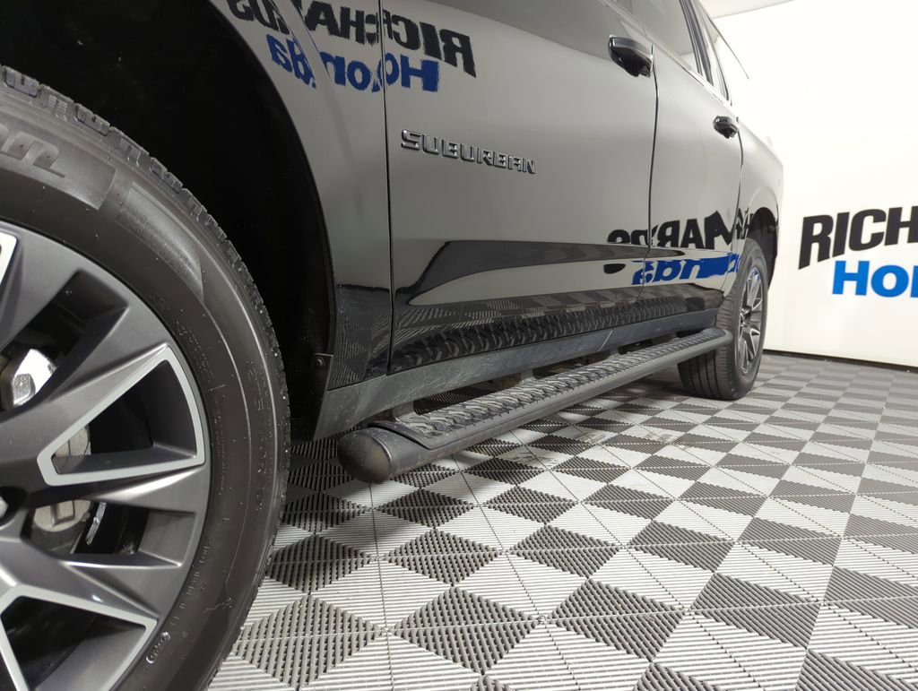 Used 2023 Chevrolet Suburban Z71 w/ Z71 Off-Road Package image 33