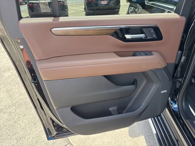 New 2026 Chevrolet Suburban High Country AWD/4WD image 34