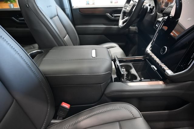 New 2026 GMC Yukon Denali w/ Advanced Technology Package AWD/4WD image 22