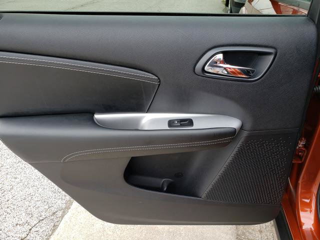 Used 2014 Dodge Journey SXT w/ Flexible Seating Group FWD image 14