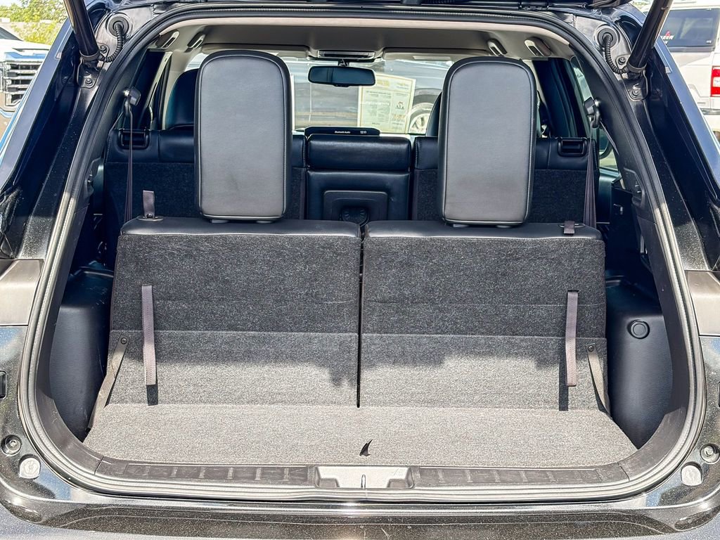 Used 2022 Mitsubishi Outlander SEL image 54