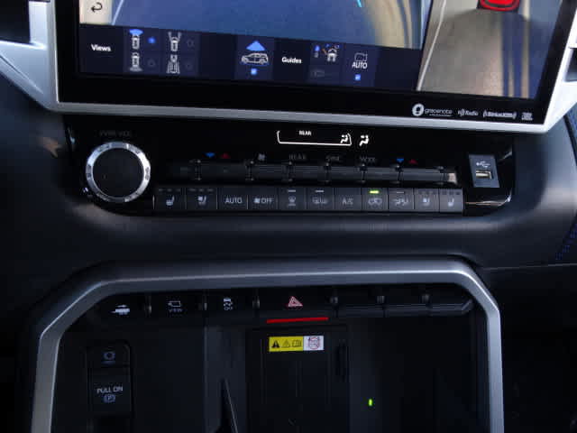 Certified 2024 Toyota Sequoia Platinum image 32