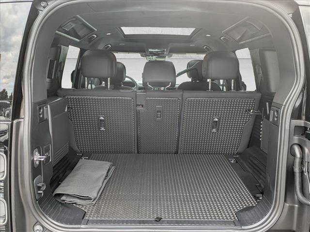 Certified 2025 Land Rover Defender 110 V8 AWD/4WD image 6