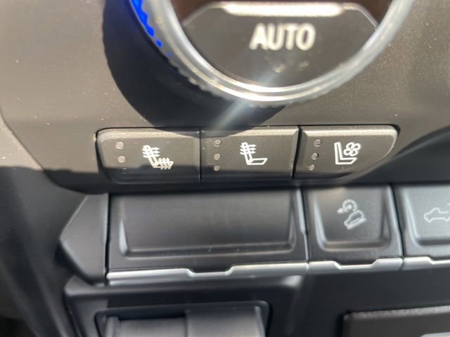 Used 2022 GMC Sierra 1500 AT4 w/ AT4 Preferred Package image 31