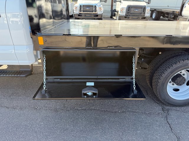 New 2026 Ford F550 4x4 Regular Cab Super Duty image 8