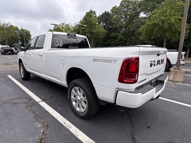 New 2026 RAM 2500 Laramie AWD/4WD image 4