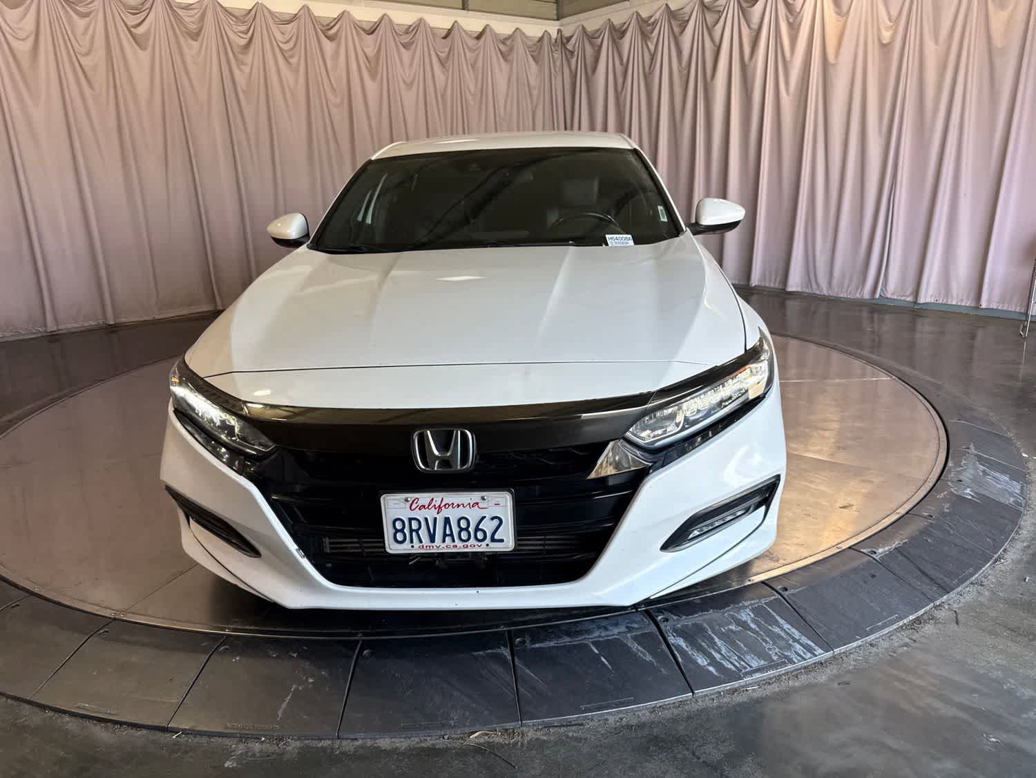 Used 2020 Honda Accord Sport image 2