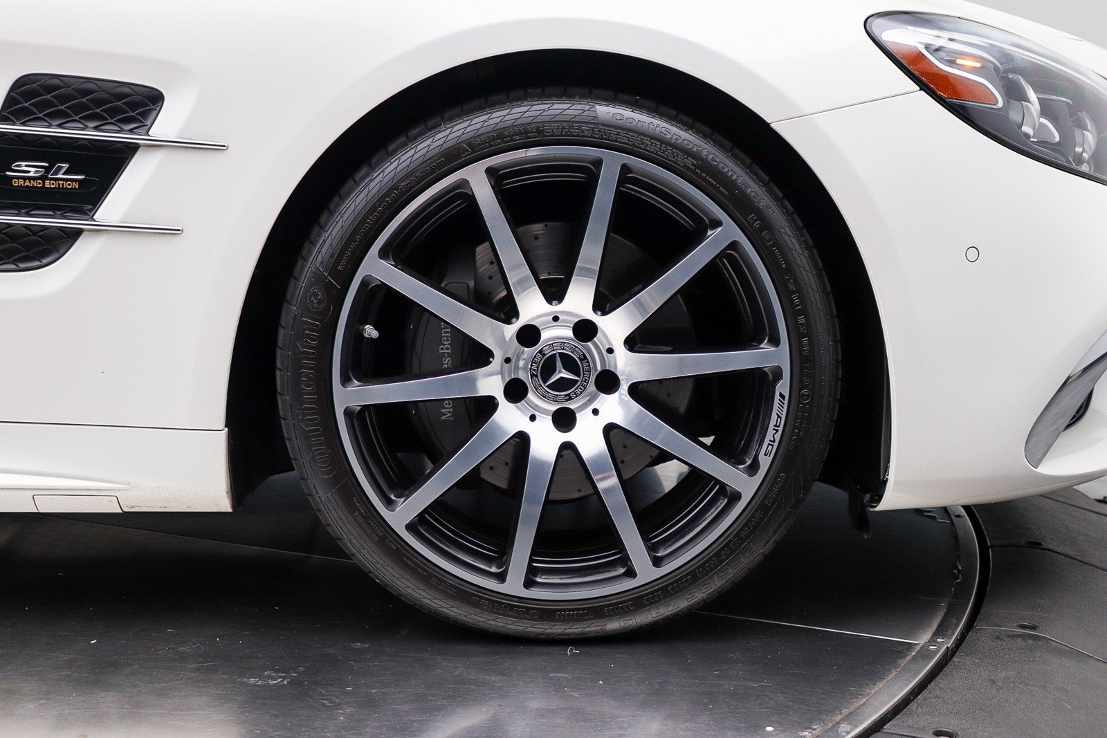 Used 2020 Mercedes-Benz SL 450 image 23