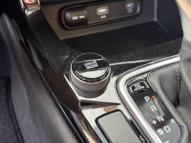 Certified 2025 Kia Seltos S FWD image 22