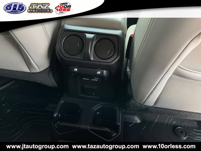 Used 2021 Jeep Gladiator Overland AWD/4WD image 16