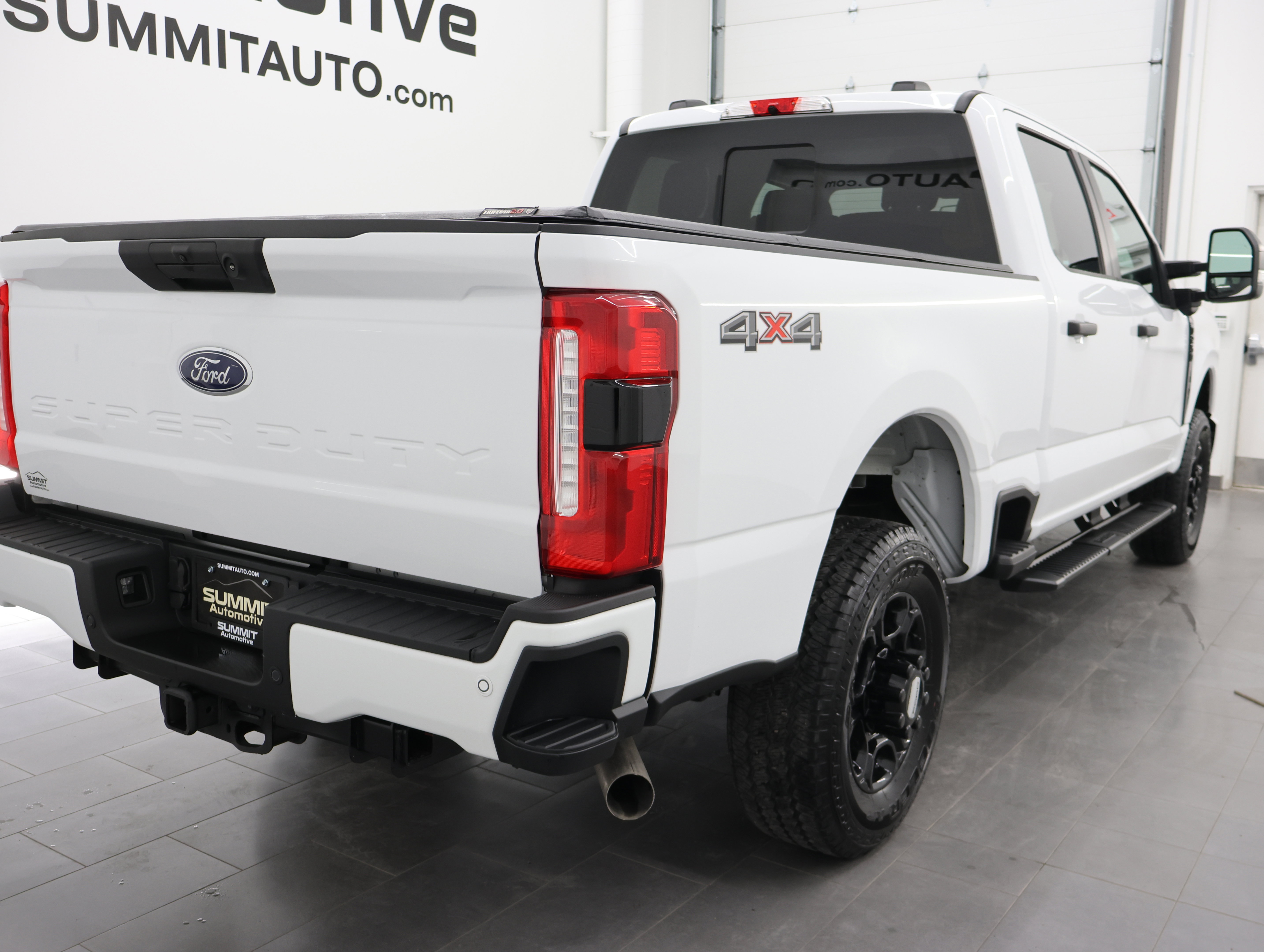 Used 2025 Ford F250 XL w/ STX Appearance Package AWD/4WD image 4