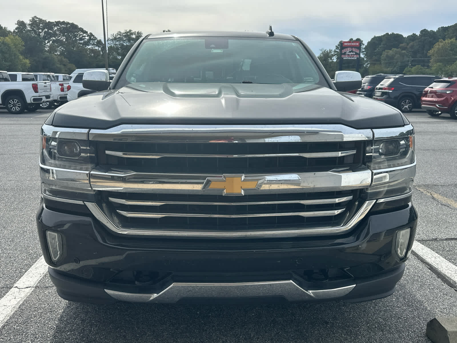 Used 2018 Chevrolet Silverado 1500 High Country AWD/4WD image 5