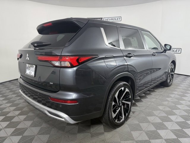 Used 2024 Mitsubishi Outlander SE image 6