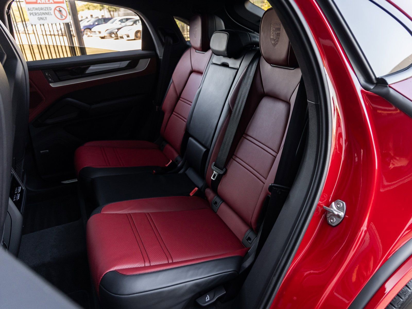 New 2026 Porsche Cayenne S image 39