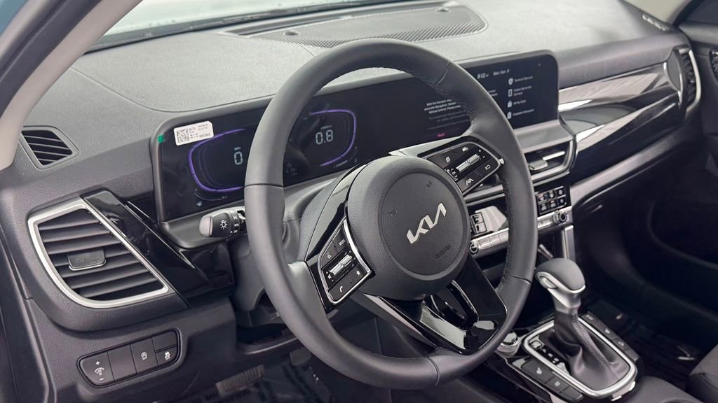 New 2026 Kia Seltos S AWD/4WD image 34
