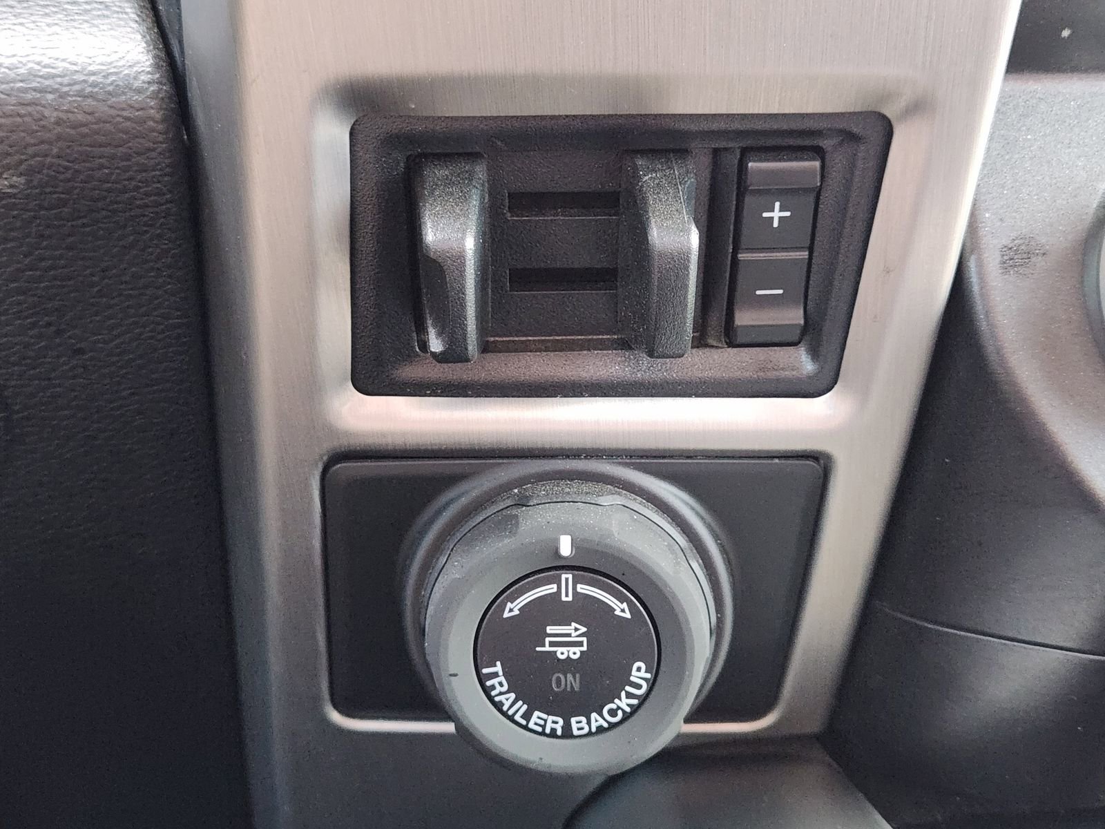 Used 2021 Ford F350 Platinum image 24