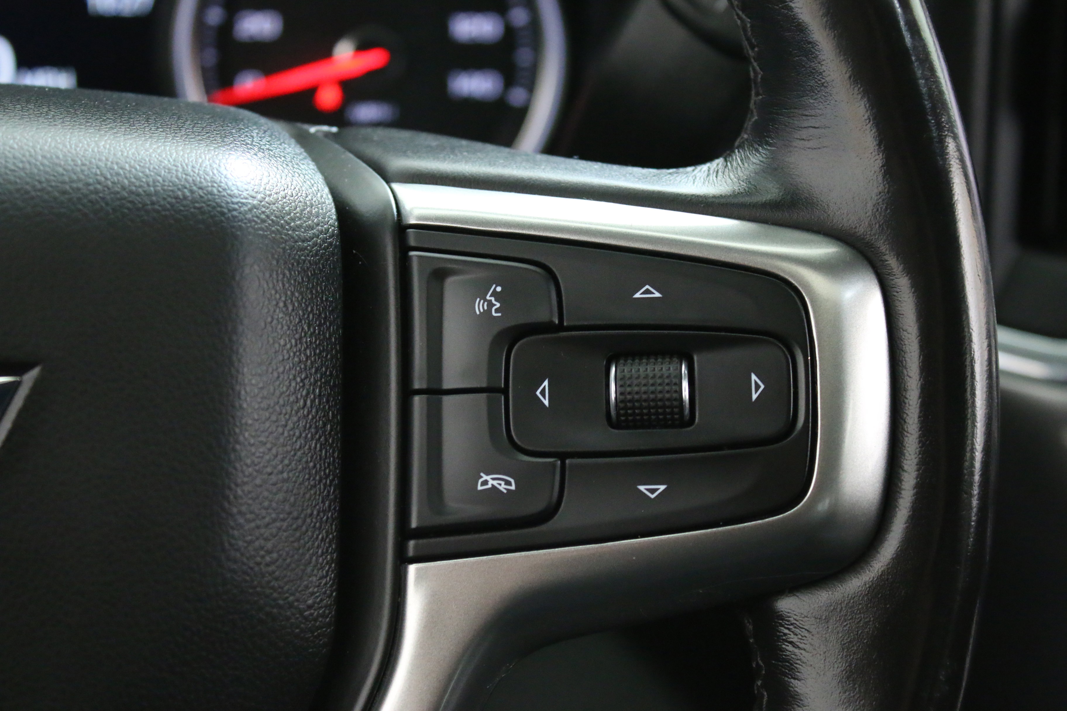 Used 2019 Chevrolet Silverado 1500 LTZ w/ LTZ Plus Package image 17