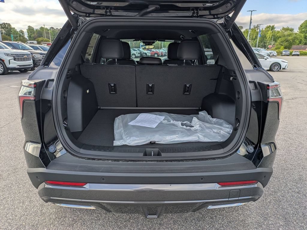 New 2026 Chevrolet Equinox ACTIV w/ Convenience Package III FWD image 31