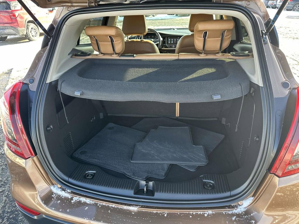 Certified 2017 Buick Encore Essence image 10