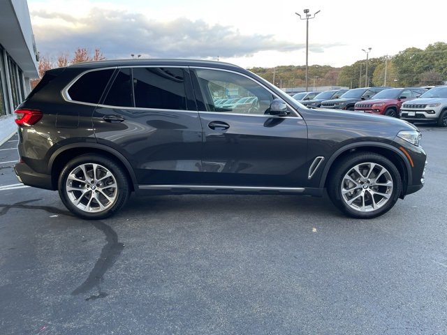 Used 2019 BMW X5 xDrive40i w/ Premium Package 2 image 4