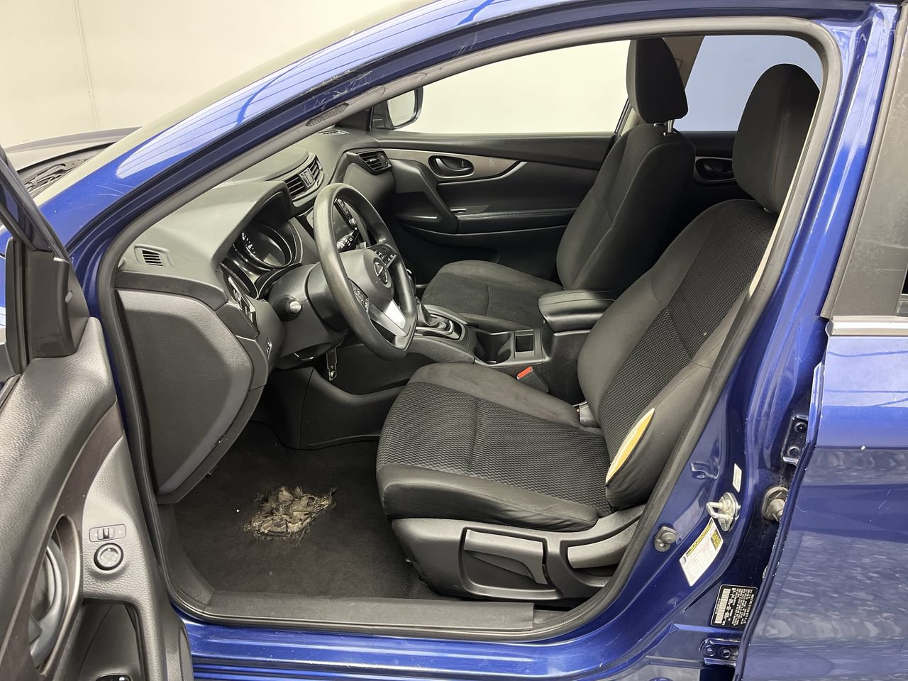 Used 2020 Nissan Rogue Sport S AWD/4WD image 3