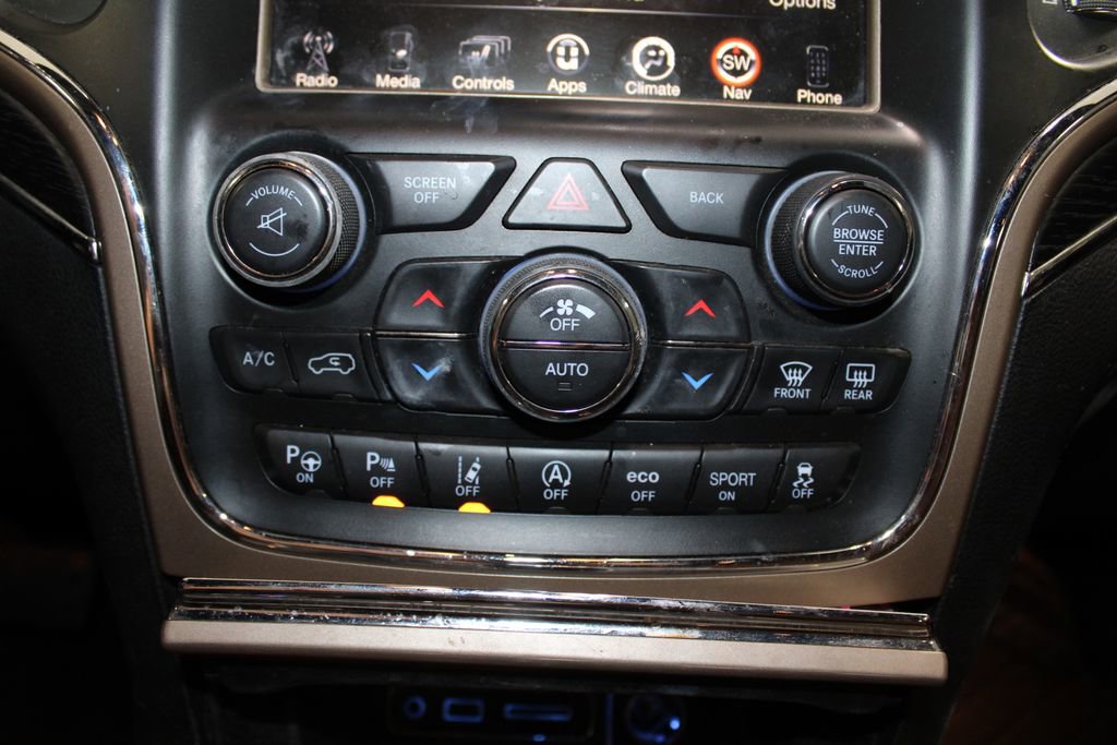 Used 2017 Jeep Grand Cherokee Summit image 33