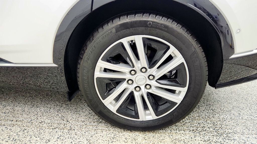 Used 2024 Cadillac Lyriq Tech w/ Driver Assist Package image 9