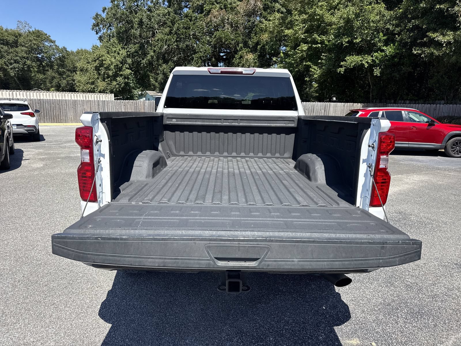 Used 2023 Chevrolet Silverado 2500 Custom AWD/4WD image 23