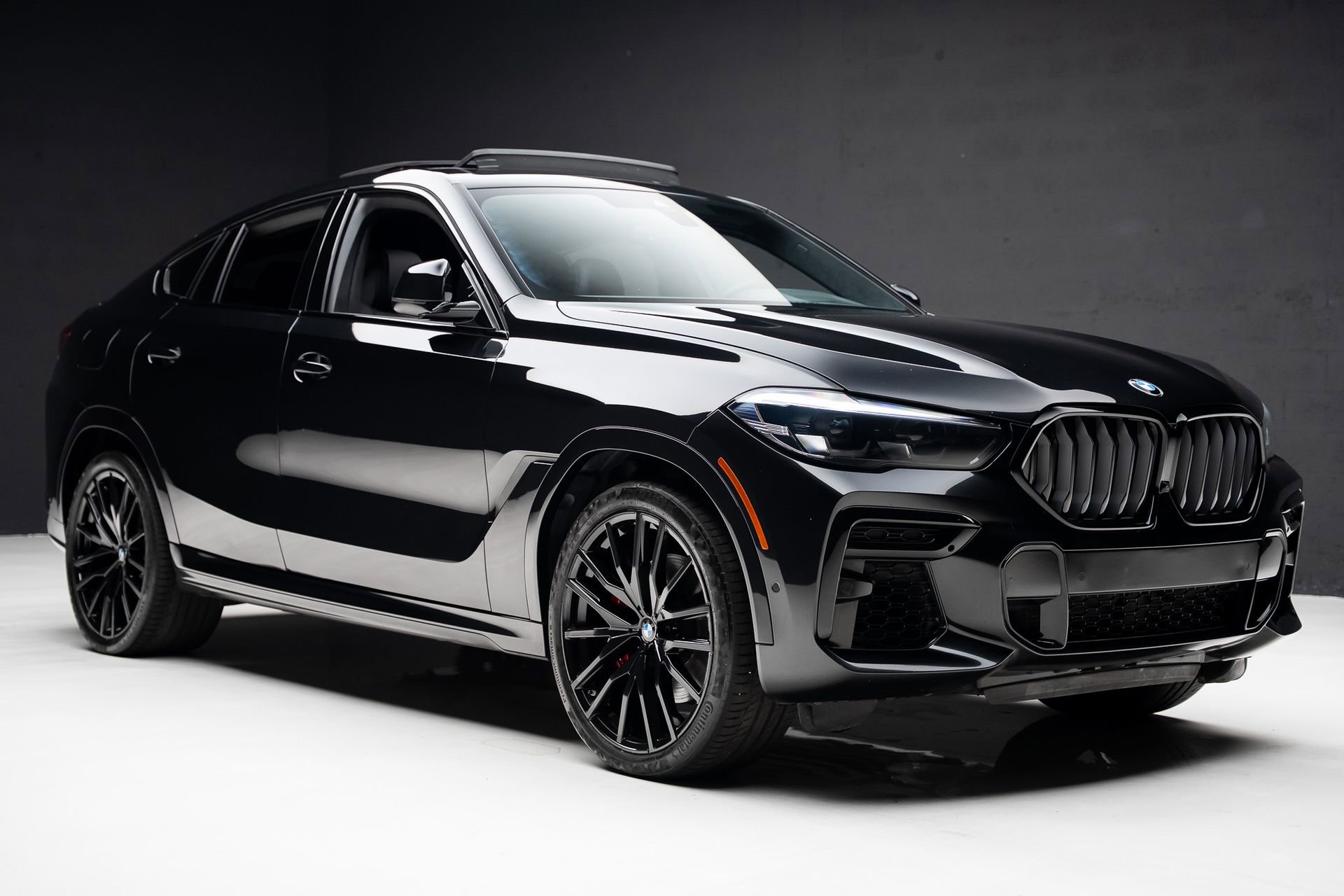 Used 2023 BMW X6 xDrive40i w/ M Sport Package AWD/4WD image 90
