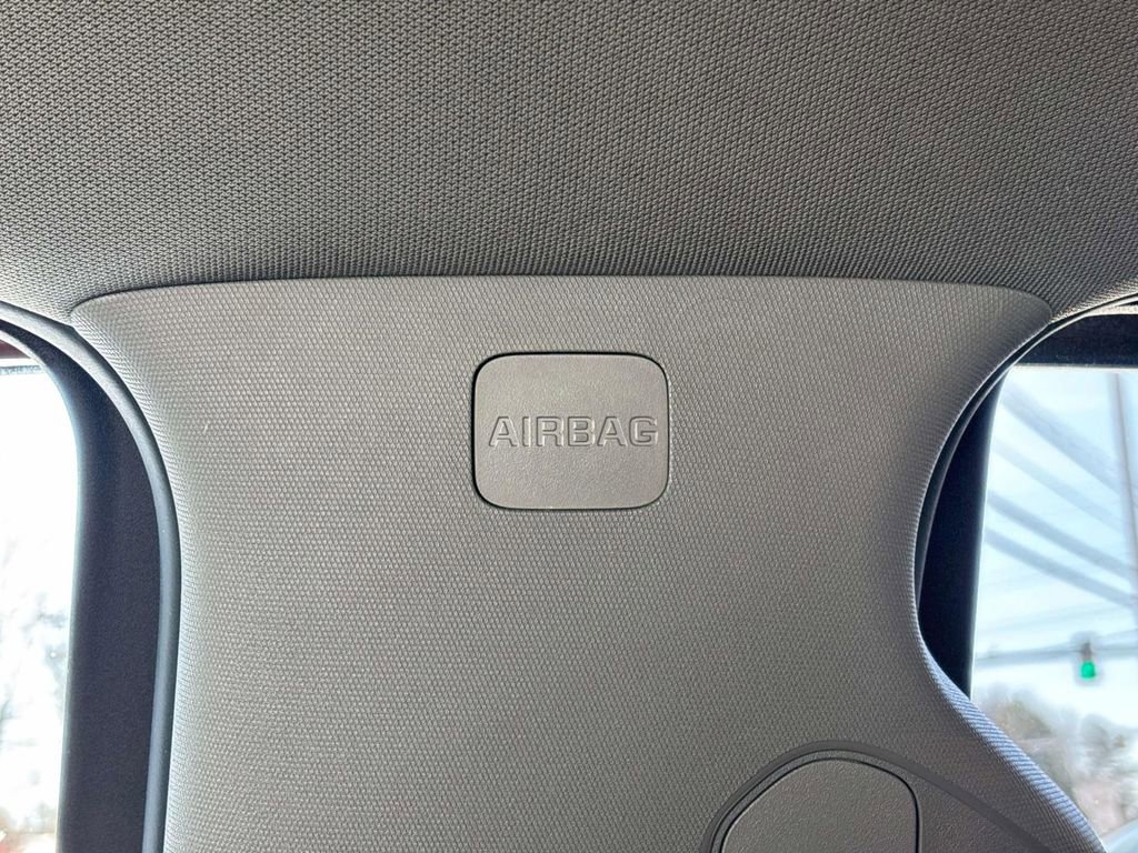 Used 2022 Chevrolet Silverado 2500 LTZ w/ LTZ Convenience Package image 30