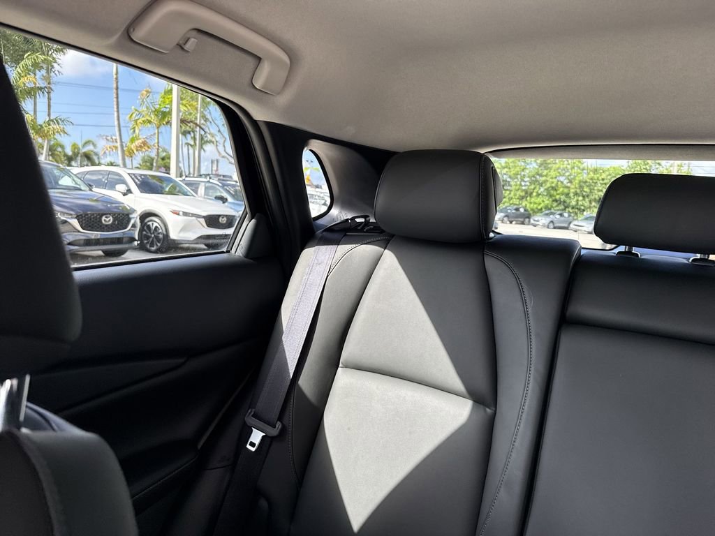 Used 2023 MAZDA CX-30 AWD 2.5 S w/ Select Package image 17
