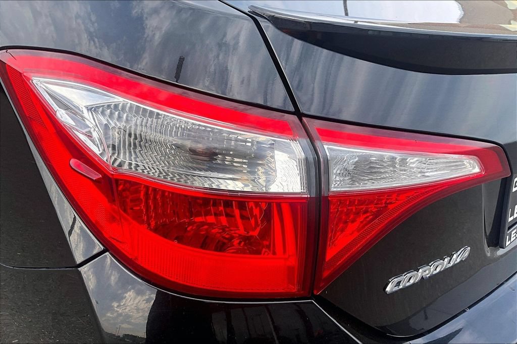 Used 2014 Toyota Corolla S Premium w/ Driver Convenience Package FWD image 30