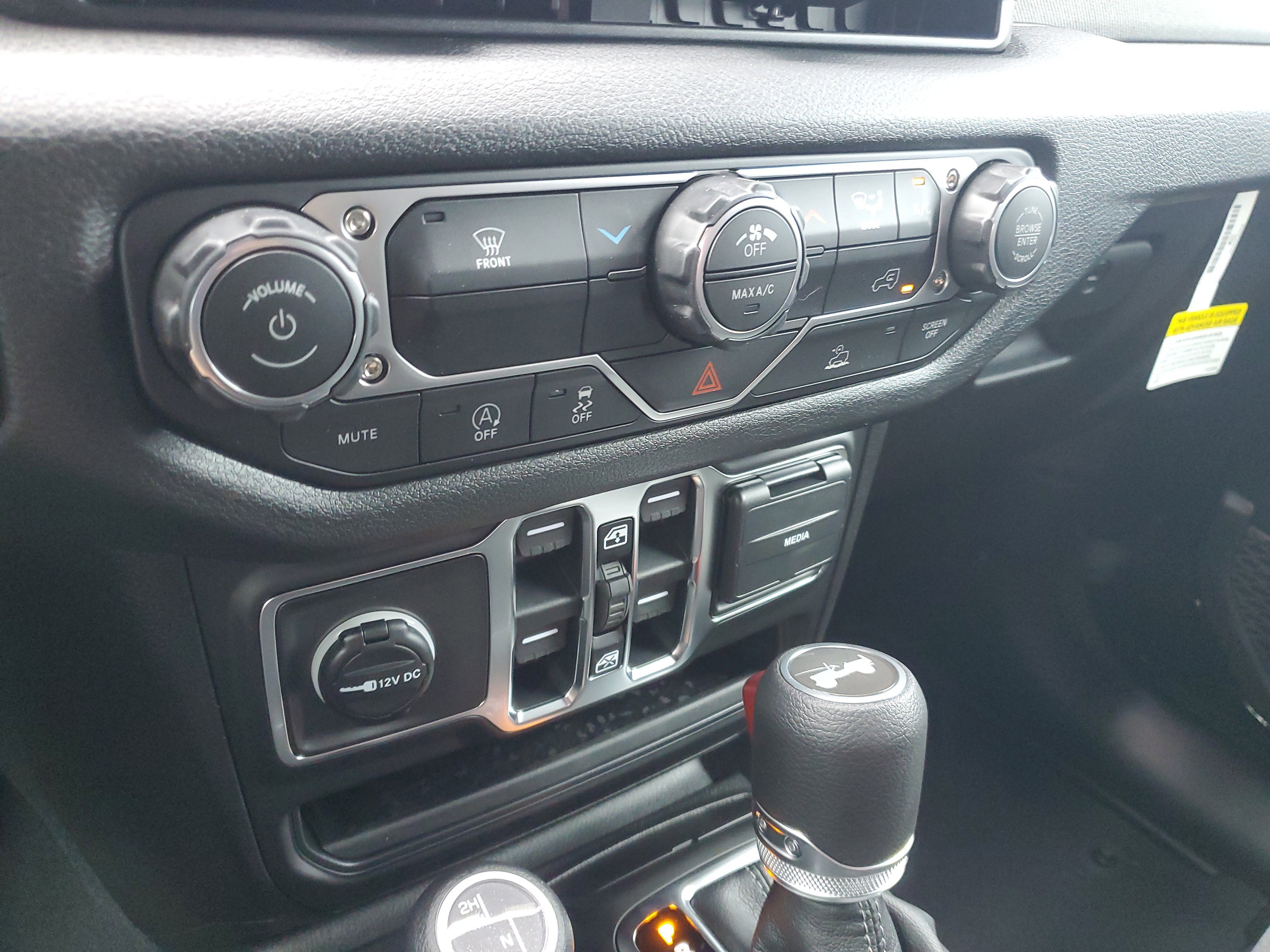 New 2026 Jeep Wrangler Unlimited Sport AWD/4WD image 18