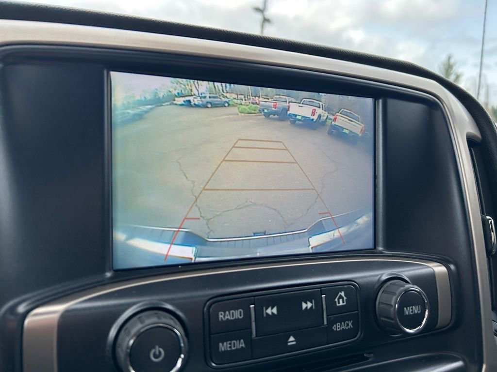 Used 2019 GMC Sierra 2500 Denali w/ Duramax Plus Package AWD/4WD image 17