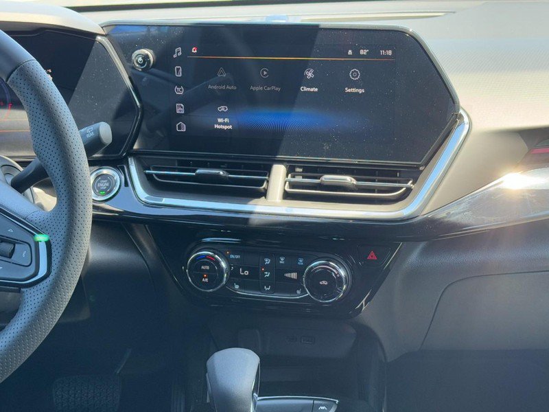 New 2026 Chevrolet Trax RS w/ Sunroof Package FWD image 9