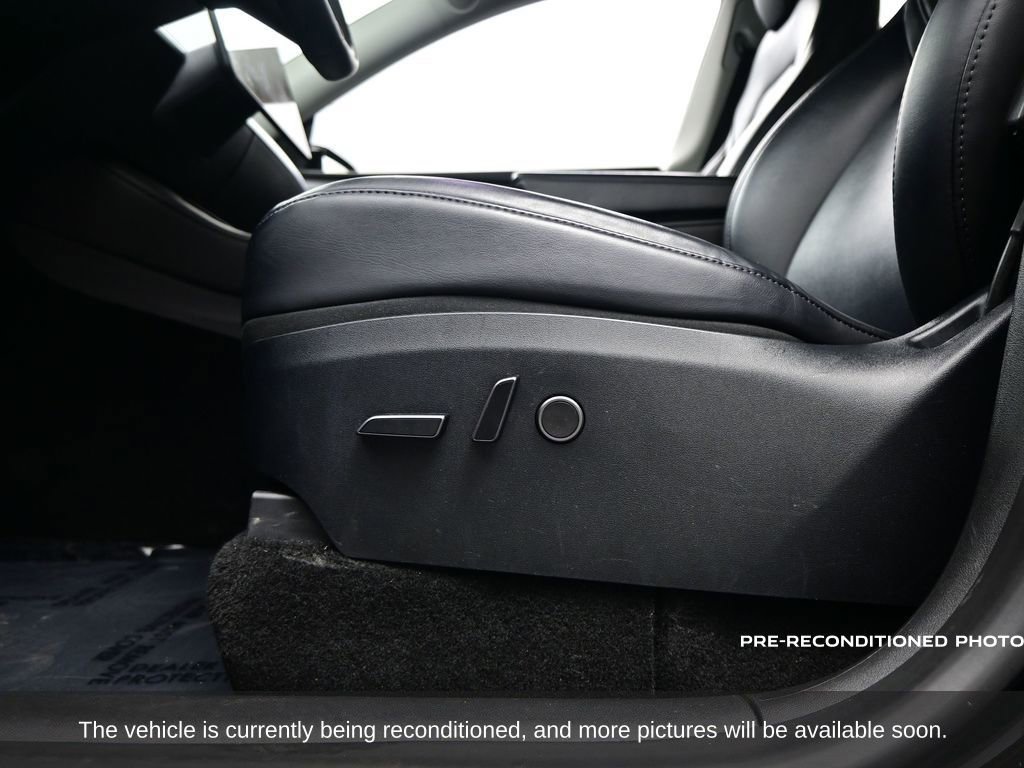 Used 2023 Tesla Model Y Long Range image 12